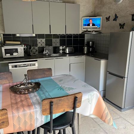Chambres Hotes Chez Chris Roquemaure (Gard) Exterior foto