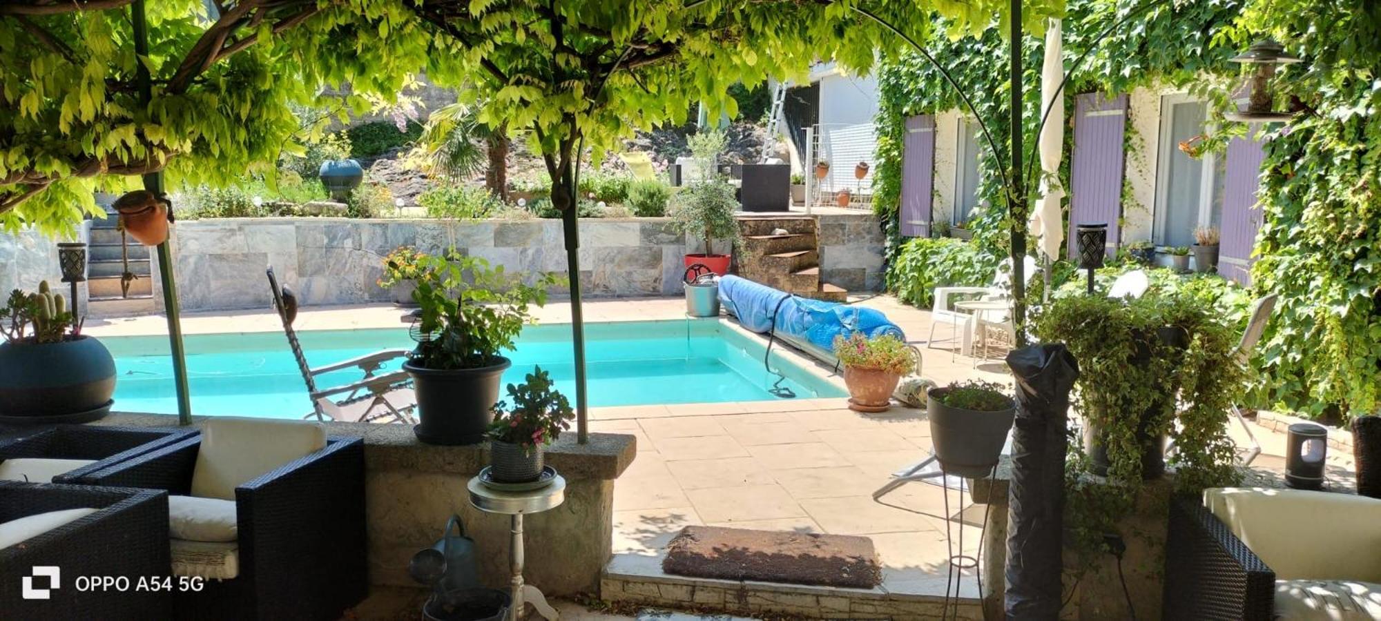 Chambres Hotes Chez Chris Roquemaure (Gard) Exterior foto