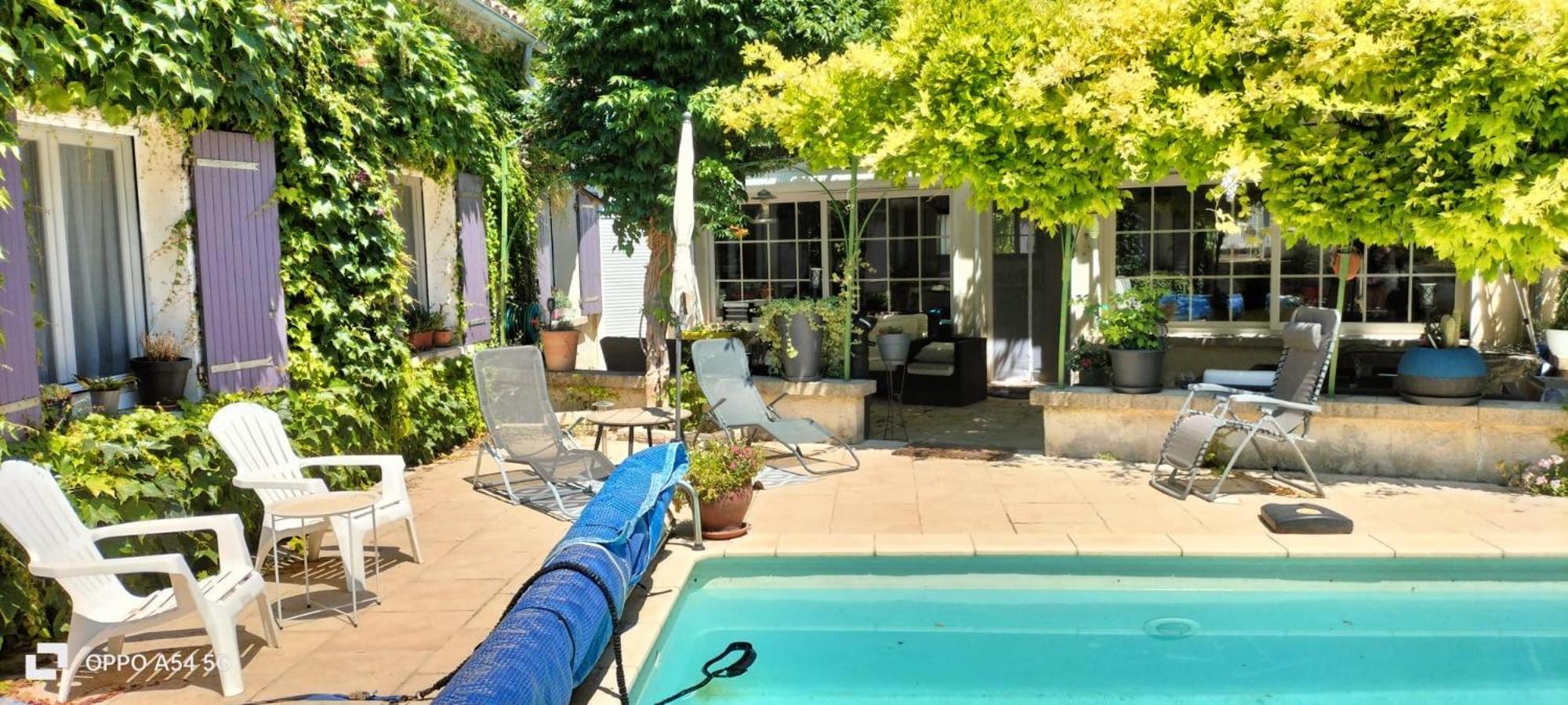 Chambres Hotes Chez Chris Roquemaure (Gard) Exterior foto
