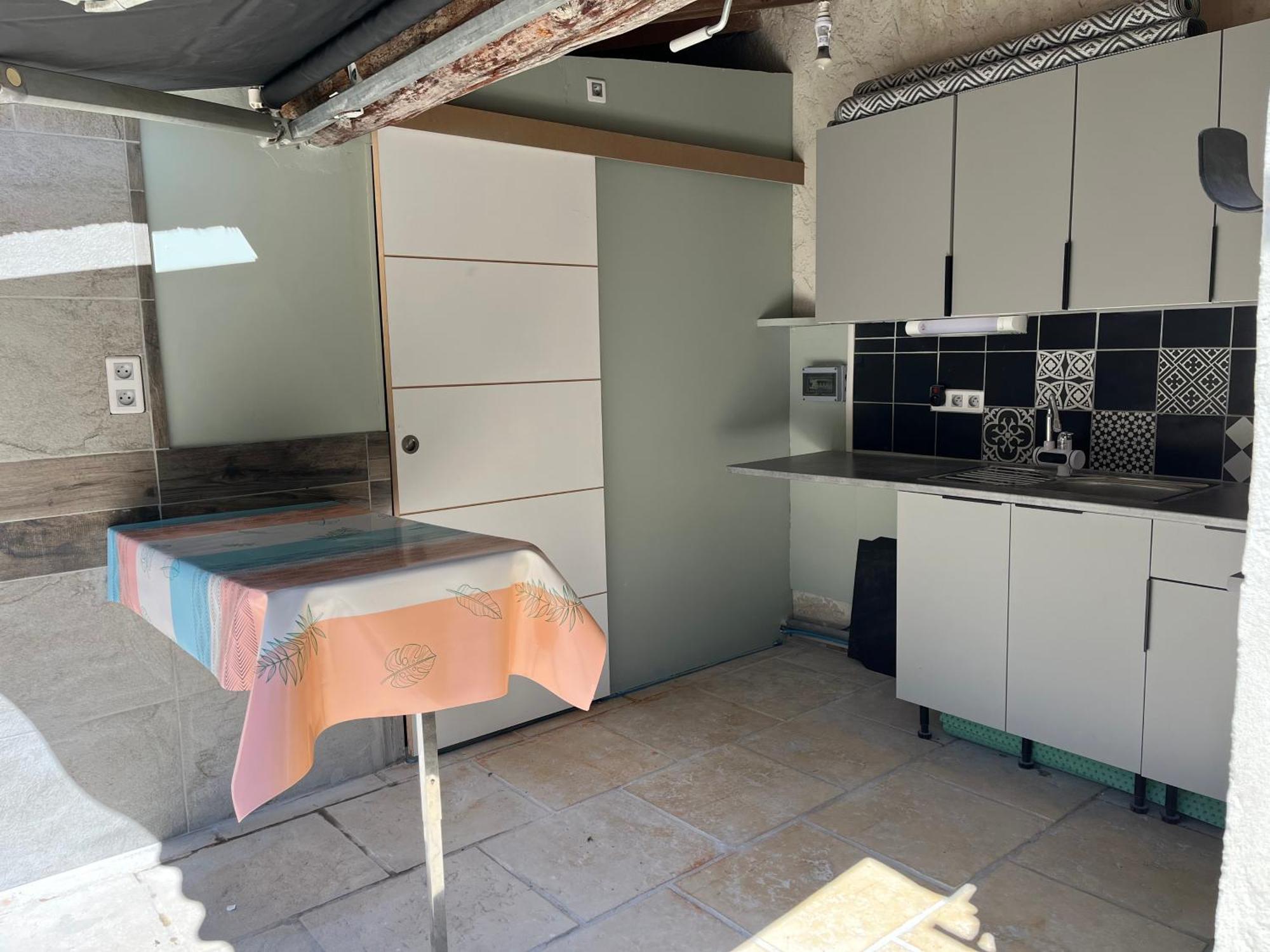 Chambres Hotes Chez Chris Roquemaure (Gard) Exterior foto