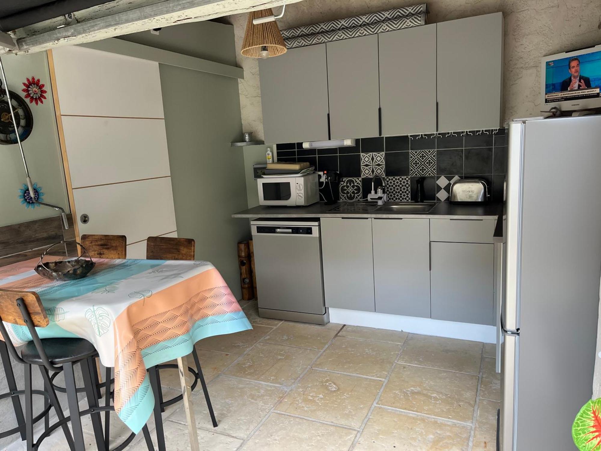 Chambres Hotes Chez Chris Roquemaure (Gard) Exterior foto